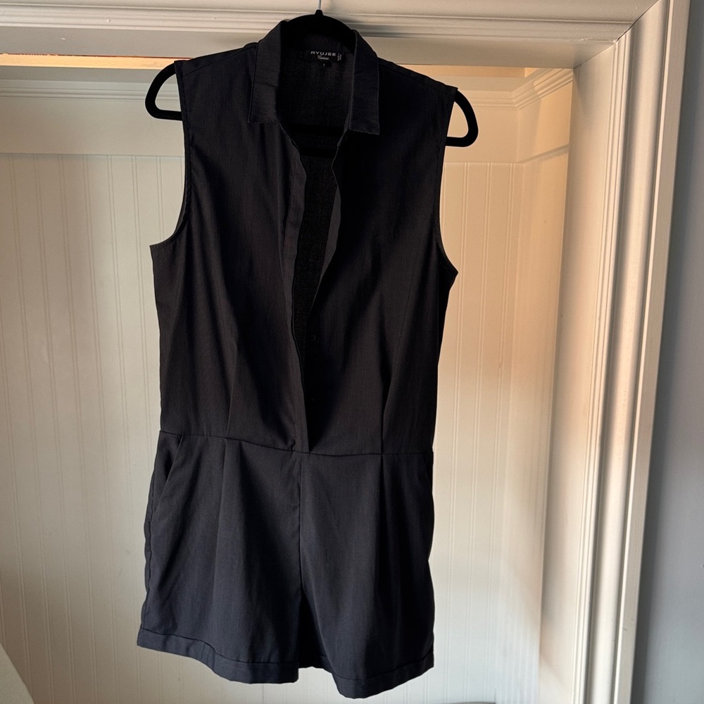 Ryujee Couture Sleeveless Black Romper